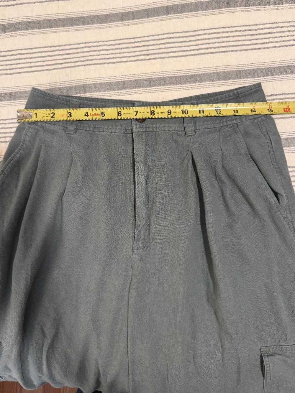 Madewell Wide Leg Pleated Cargo Pants in Linen-Blend - Picture 2 of 8